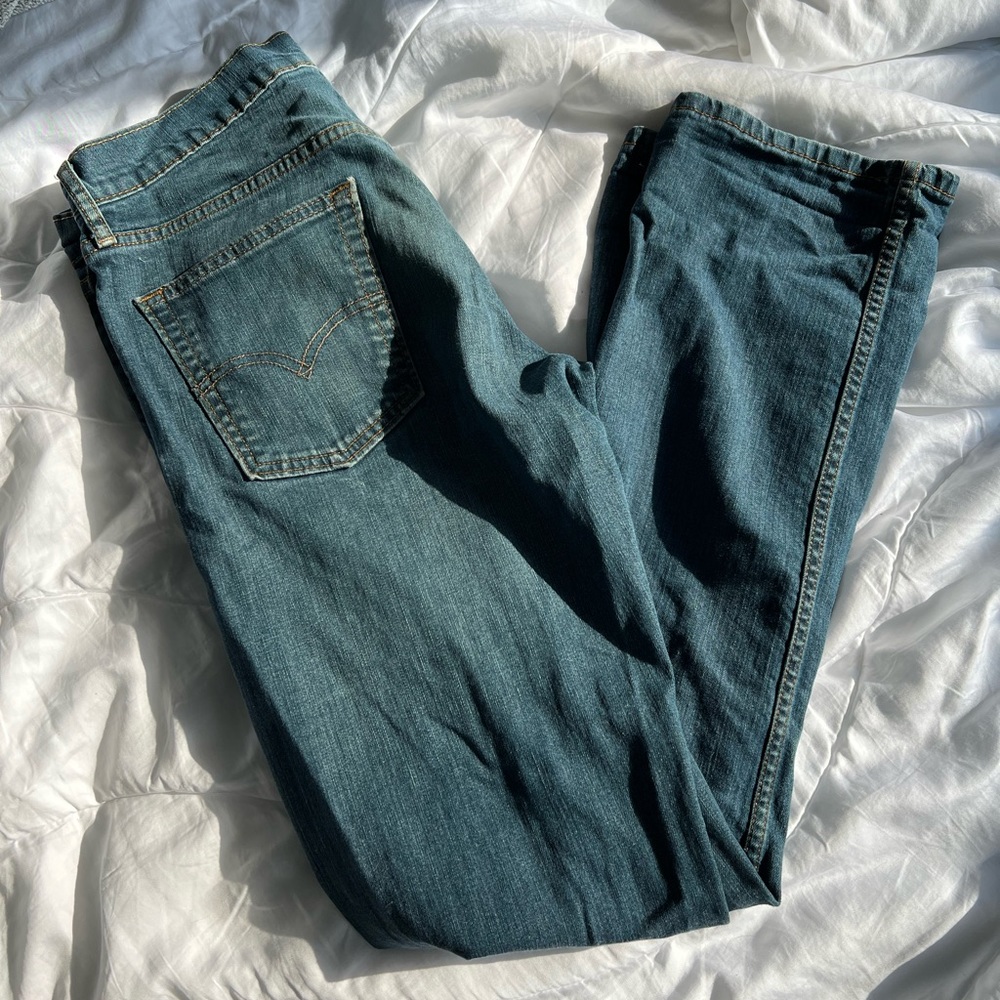 Levi’s 514 Medium Blue Jeans